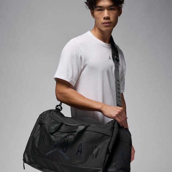 Jordan Velocity. Duffle Bag (62.5L). MM0920-KK2 - Picture 7 of 8